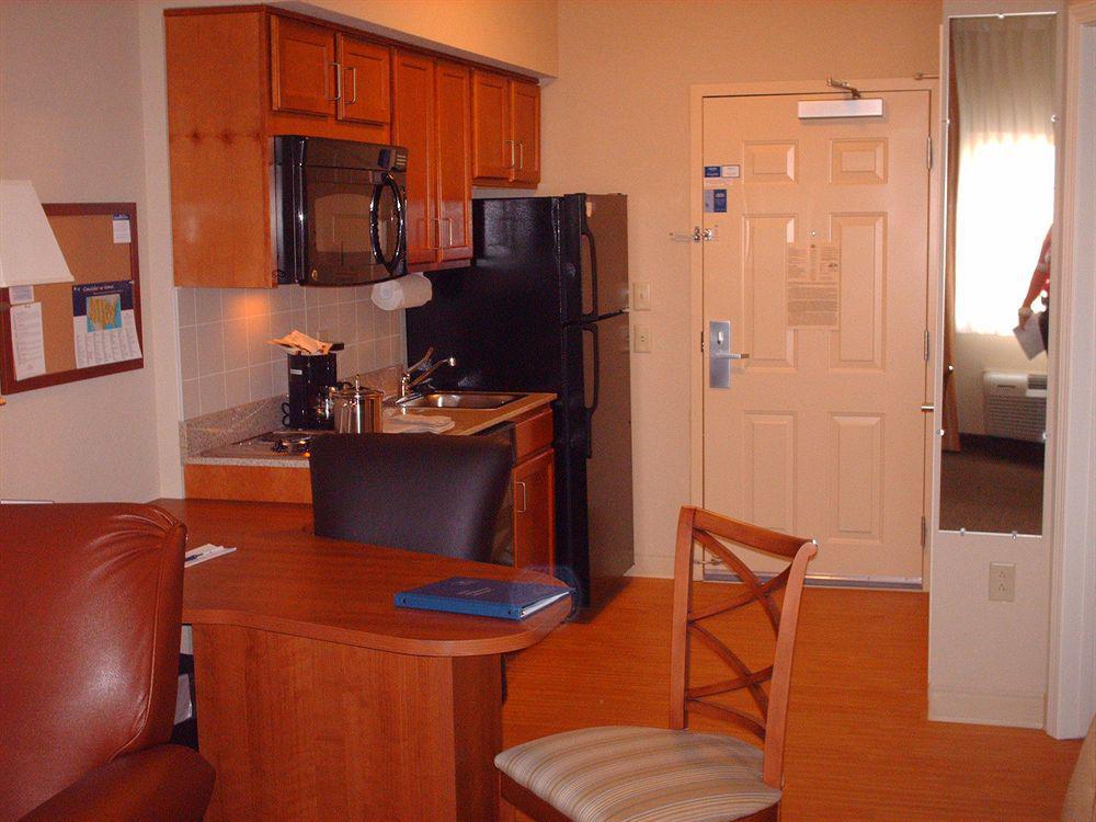 Candlewood Suites Warner Robins By Ihg Zimmer foto